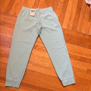 Nike Kids Sweatpants Size XL NWT